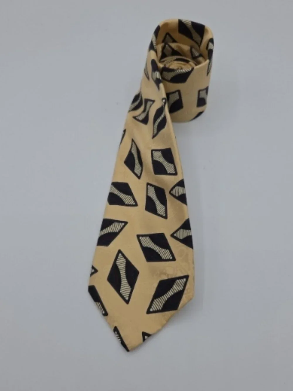 Talbott Studio Silk Tie – Geometric Pattern – Made in USA